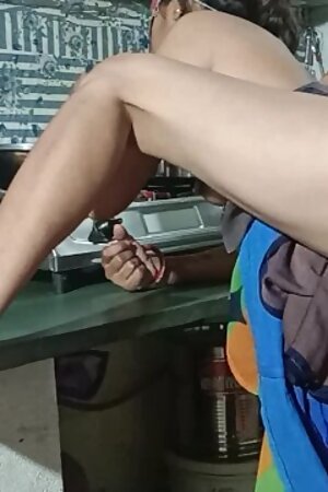 Hot Indian Desi Bhabhi Fucked Hard by her Devar in Kitchen with Hindi Dirty Audio