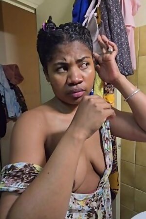 Belle ébène Seins Nue