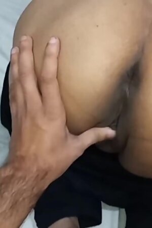 Sneha Bhabhi Ki Gol Gand me Daal Diya Galti Se.