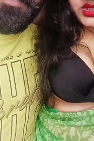 DAMAD KO PATA KAR SAAS NE APNI CHOOT KI SARI GARMI NIKALI(HINDI-ROLEPLAY)