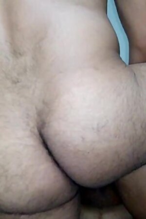 مرات ابوه عاملة البيت دعارة فيصورها و ينيكها بالشتيمة - using the Babysitter