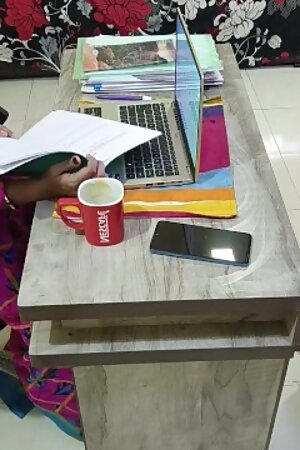 Hot Indian Bhabhi Fucked Office by Office Employ