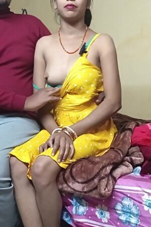 Indian Priya Bhabhi Call her Boyfriend Hindi Sex Video