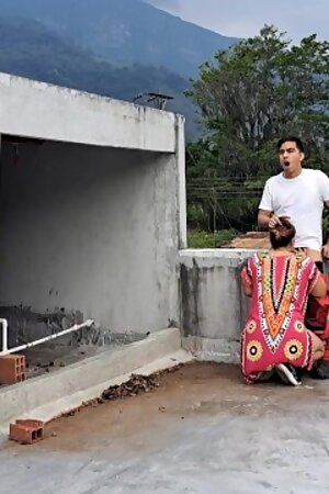 The Employee Sucks the Maintenance Guy Part 1