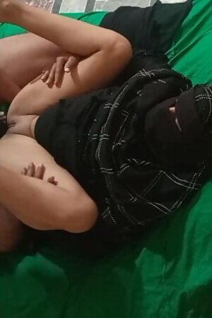 Desi Indian Muslim Stepaunty Fucked Hard by her Boyfriend,hot Muslim Aunty Sex