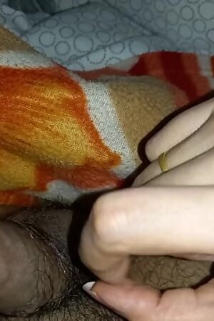 Handjob Queen Divya is back - Dirty Talk