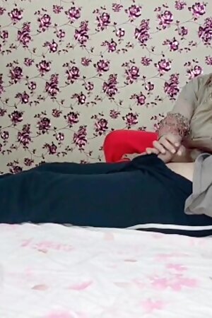 Blowjob Cumshot_Beautiful Pakistani Couple