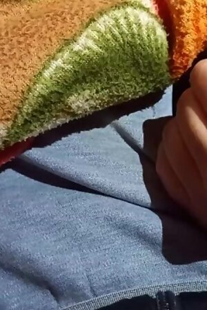 Meri Stepsister Ne Muje Handjob Diya - Hindi Audio