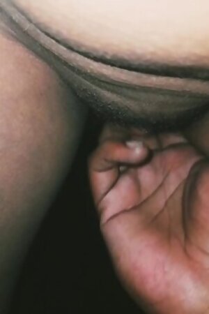 Shaliny let's Indian Fan Boy Finger her Wet Pussy with his Dick