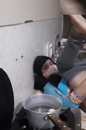 Step Brother Fucks Desi Indian Step Sister in the Kitchen, Bhai Ne Bahan Ko Kitchen me Choda, Hindi