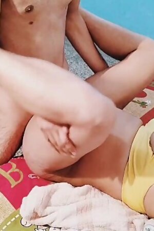 Sali Apne Jija Pat Fida Ho Gai or Jija Ko Chut De Di. Sali Ke Mote Boobs Dekh Ke Jija Ka Land Khada