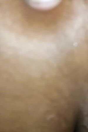 X Wife Ko Niche Lita चोद दिया बोली आज नीचे चोदो मेरी चूत फैला कर