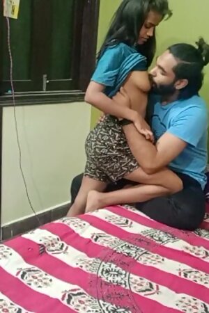 18 Years old Juicy Indian Teen Love Hardcore Fucking with Cum inside Pussy