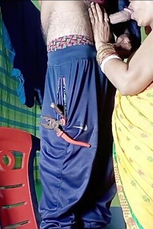 Indain Bauju Bigeko Putima Fuck Garyo Electrician Le Clear Hindi Audio