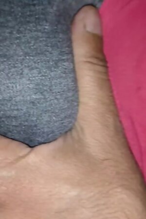 Maximum Speed Vibrations Turns my Pussy into a Squirting Fountain