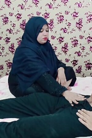 Muslim Hijab Student Caught me Jerking off in Study Room