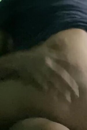 Ayye Mummy Dard Ho Rha Hai Baby not so Hard please