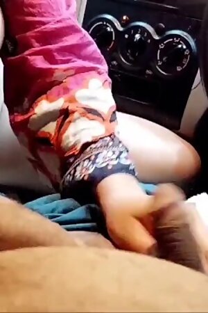Real Indian Girlfriend Milky Boobs Fucked in Car with Clear Hindi Audio