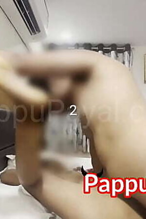 Indian sexy bhabhi tucking when devar in home