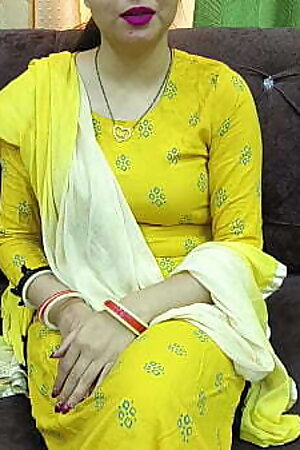 Indian desi bhabhi fucked hard by her devar very horny sexy chut chudai in hindi