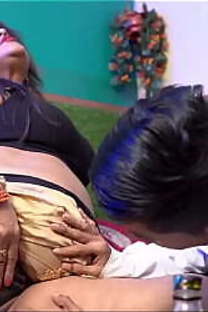 18yrs Boy Fuck Beautiful Madam! Erotic Sex