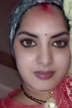 Desi Cute Indian Bhabhi Passionate sex with her stepfather in doggy style