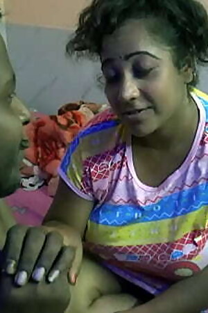 Village Boy ne Hot Malkin ko Choda! Desi Village Sex