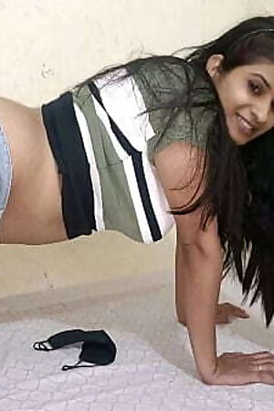 Desi big boobs call girl Fucked doggy style after Blowing dick! hindi audio