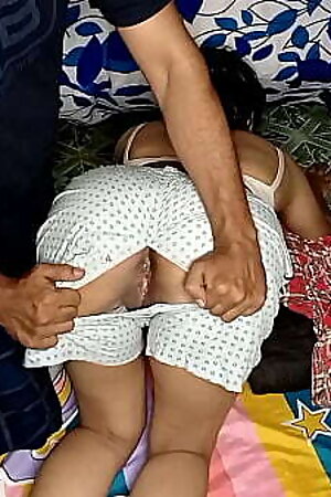 Yoga trainer tore my pajamas xxx fucked my pussy! hindi audio