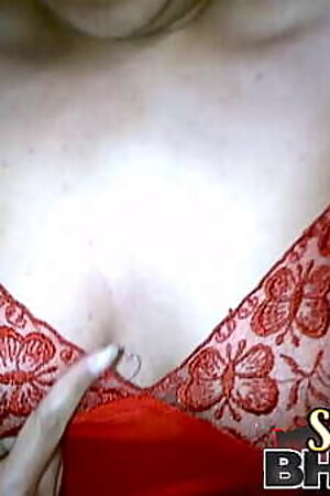 Desi Wife Shilpa In Red Night Fingering Her Shaved Pussy
