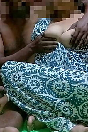 Everbest Desi Bengali Big boobs maid xxx fucking with owner when his wife not at home - bengali xxx Couple