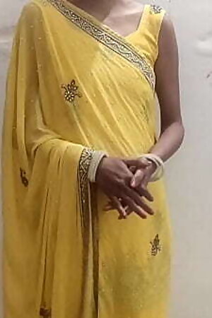 Ghar pe aayi Sasu Maa ko Pakad kar chod dala Damad ji ne - Fuck Mother in Law with dirty hindi audio xxx HD