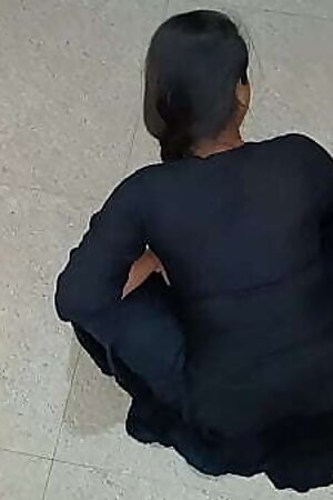 Hot Indian Desi maid pussy fuck with room owner clear Hindi audio