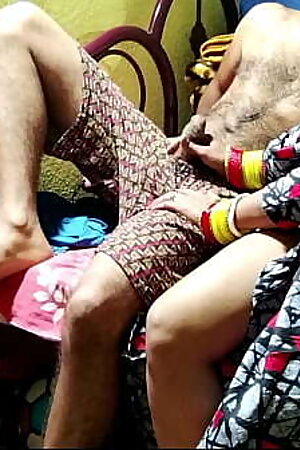 घर पर अकेली सालीजी के साथ जीजाजी ने किया गंदा काम