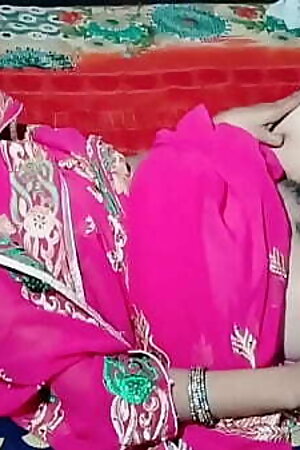 21 बर्षीय महिला ने कंडोम लगा कर मन नहीं भरा तो बिना कंडोम लगा कर हो गई प्रेगनेंट