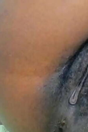 Round ass ebony playing with her cunt