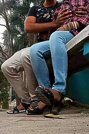 Cheating the girl, I met in the park and xxx rough painful fucking in the OYO room with clear hindi audio