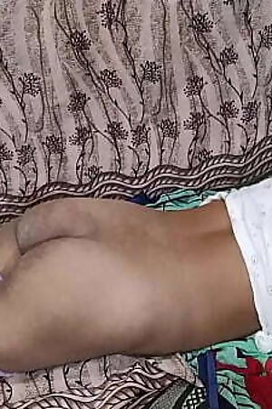 Indian Wife Wet Pussy Fucking Sex Video By Desi Big Cock - Hindi Village Porn