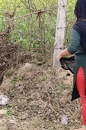 Teacher and student outdoors fucking pussy licking girl friend