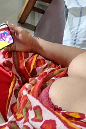 My step Sister watching Porn. Clear Hindi Homemade
