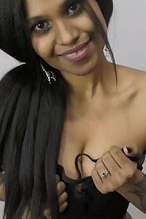 Big Ass Hot Indian Bhabhi Lily Dirty Sex Chat With Her Horny Desi Student - Full Hindi