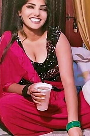 Step-sister-in-law gave beer to brother-in-law for pussy licking and then sucked brother-in-law'_s cock clear Hindi audio