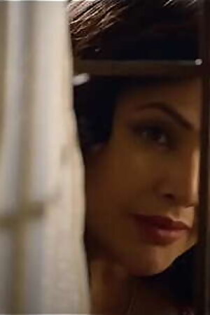 सासु मां ने अपनी बेटी को दामाद जी से चुदाते हुए देखा