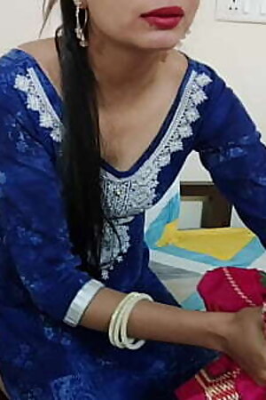 xxx सोतेली सिस्टर को छोड़ दिया बड़े सोतेल भाई ने हिंदी ऑडियो में