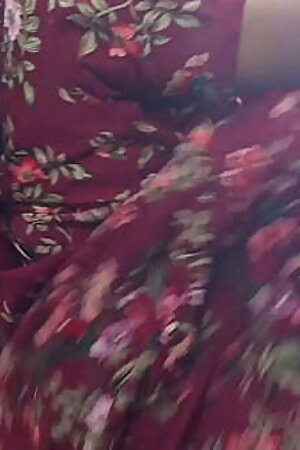 Chhoti maa ke sath sex kiya with hindi audio