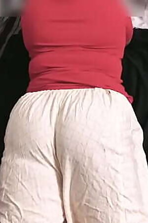 Desi Stepsister Caught Calling Her Boyfriend Than Fucked By Her Stepbrother With Hindi Audio