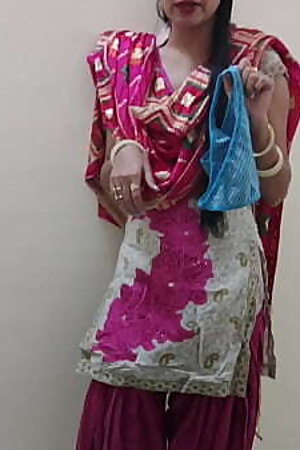 Desi step brother and step sister real sex Didi caressed the little cock and then got his pussy licked in Hindi audio