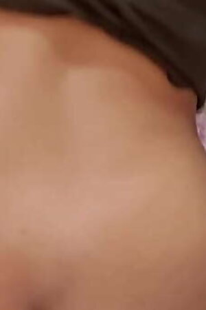 Indian desi bhabhi cheats her husband and fucks neighbour in doggy style, pati ke piche sexy bhabhi ne ki padosi se hot chudai in hindi