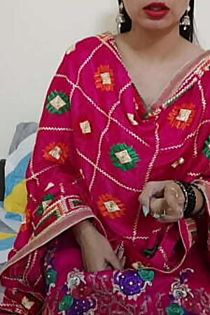 xxx Indian Desi step-mom ne sex ki lat laga di full hindi video xxx big boobs Saarabhabhi6 clear Hindi audio horny sexy