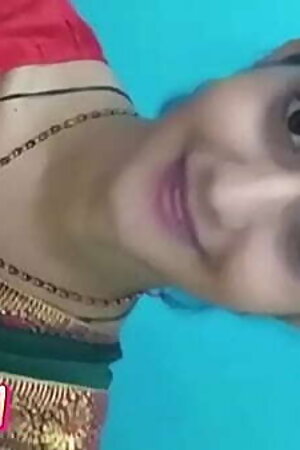 Sex enjoy moment with boyfriend when her husband went to office